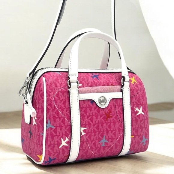 Michael Kors Small Travel Duffle Xbody Bag - Dragonfruit - Picture 1 of 8